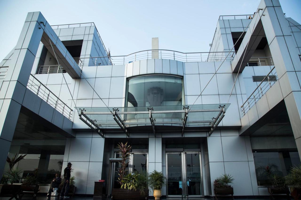 Hotel Akbars Kinara Sialkot Exteriér fotografie